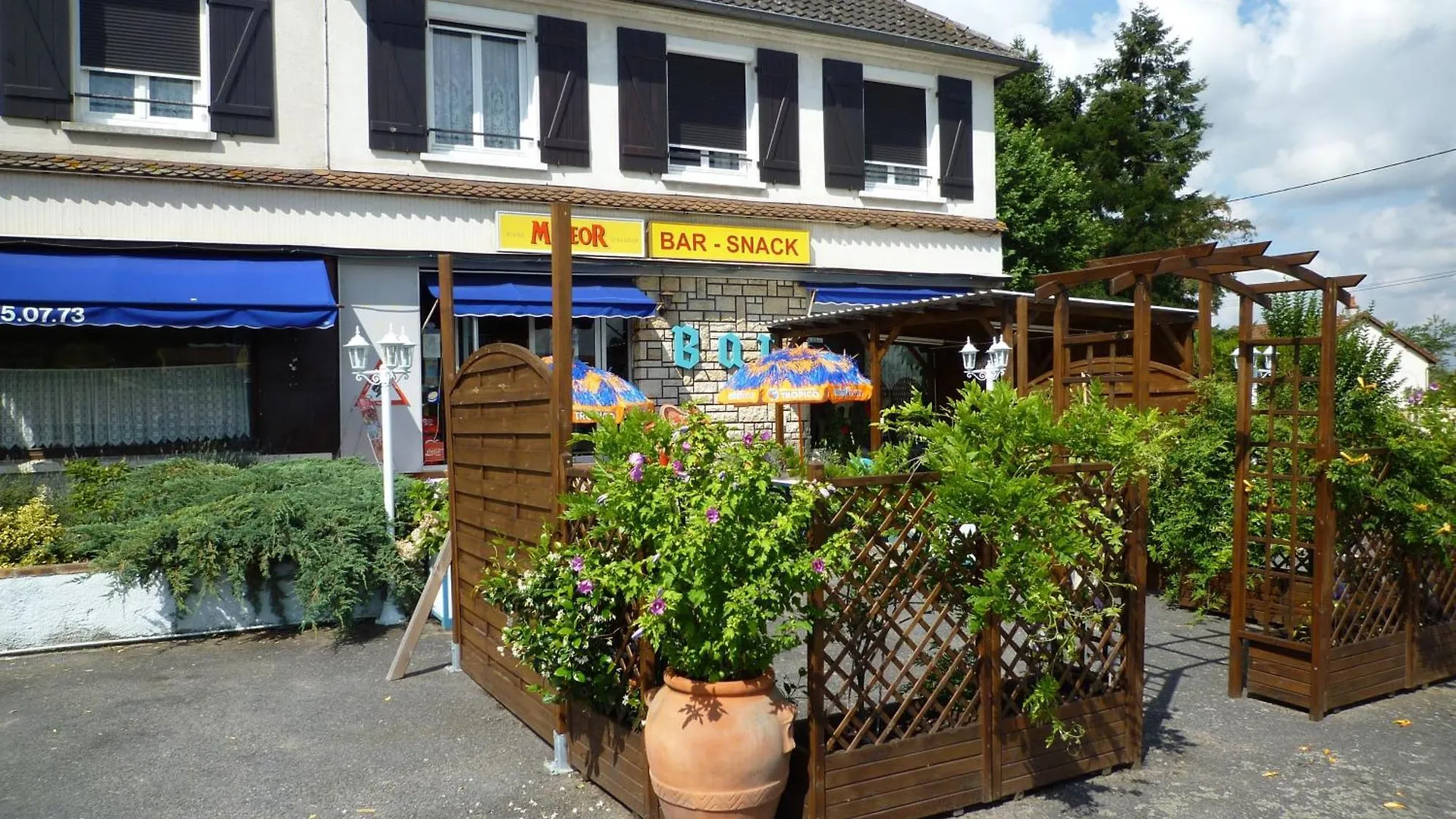 Le Relais de la route bleue Hotel Saint-Loup