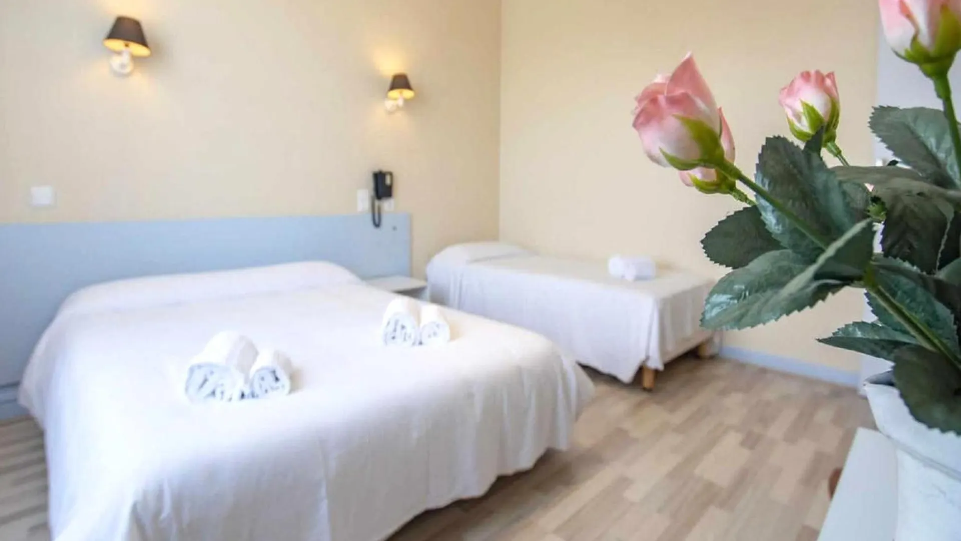 Le Relais De La Route Bleue Otel Saint-Loup  Fransa