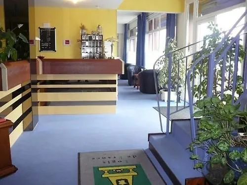 Le Relais De La Route Bleue Otel Saint-Loup  Saint-Loup (Auvergne)